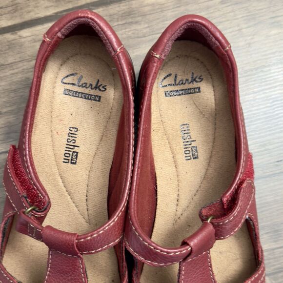 Clark’s Collection Red Leather Mary Jane Loafer With T Strap Design Size 8.5M - Picture 4 of 6